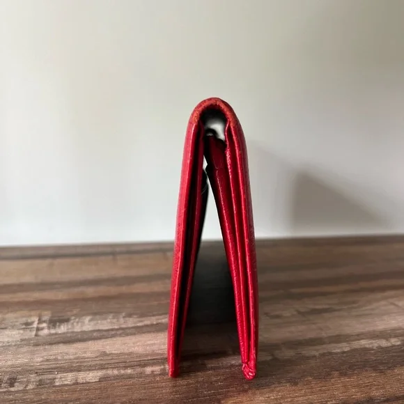 EUC Chanel Red Leather Bifold Wallet with CC Emblem - Picture 5 of 9